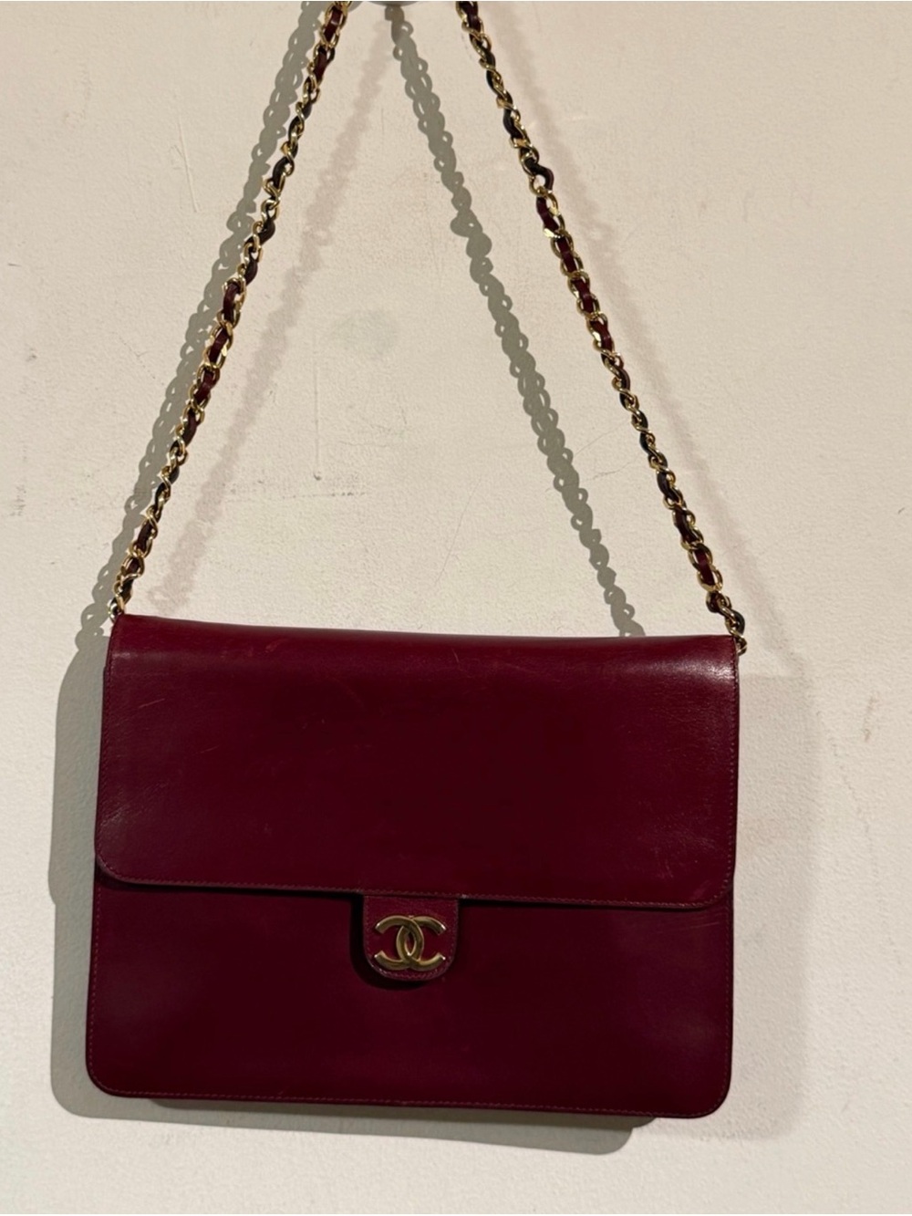 CHANEL Wine Red Leather Flap vintage Shoulder Bag with Gold Chain